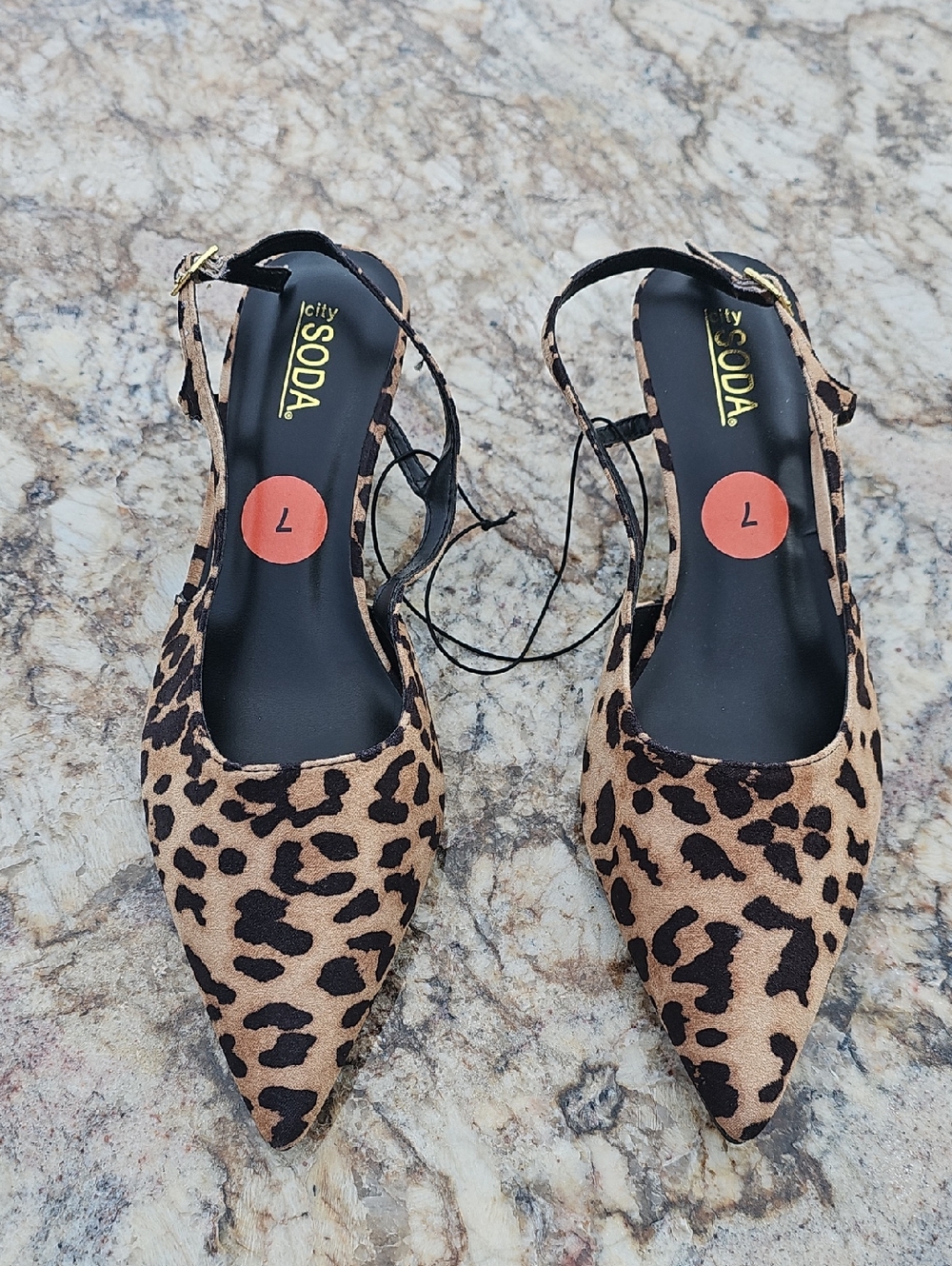 Soda Leopard Print Pointed Slingback Kitten Heels - Tan/Black R4